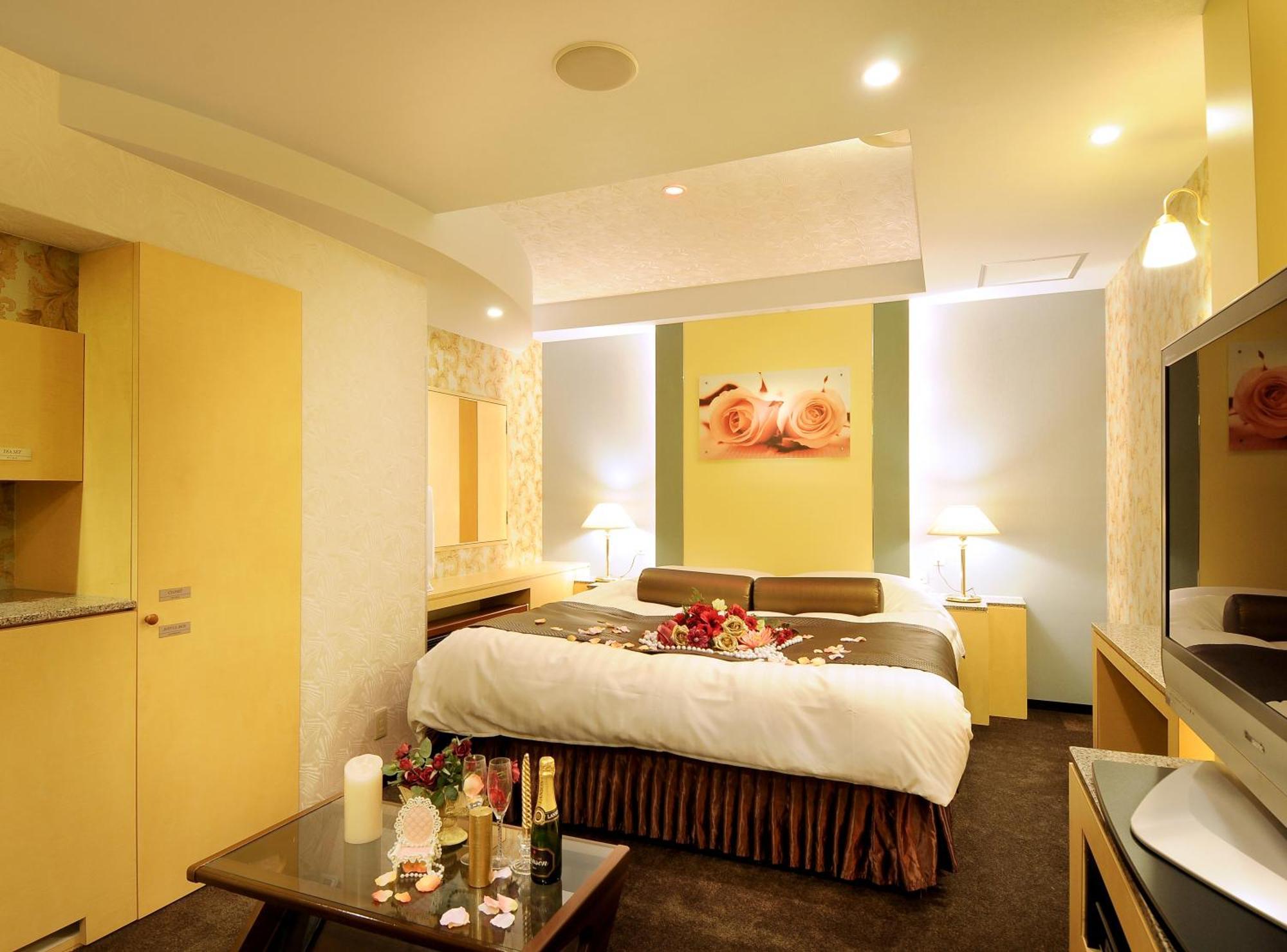 Hotel Love Ikutama -Adult Only Osaka Luaran gambar