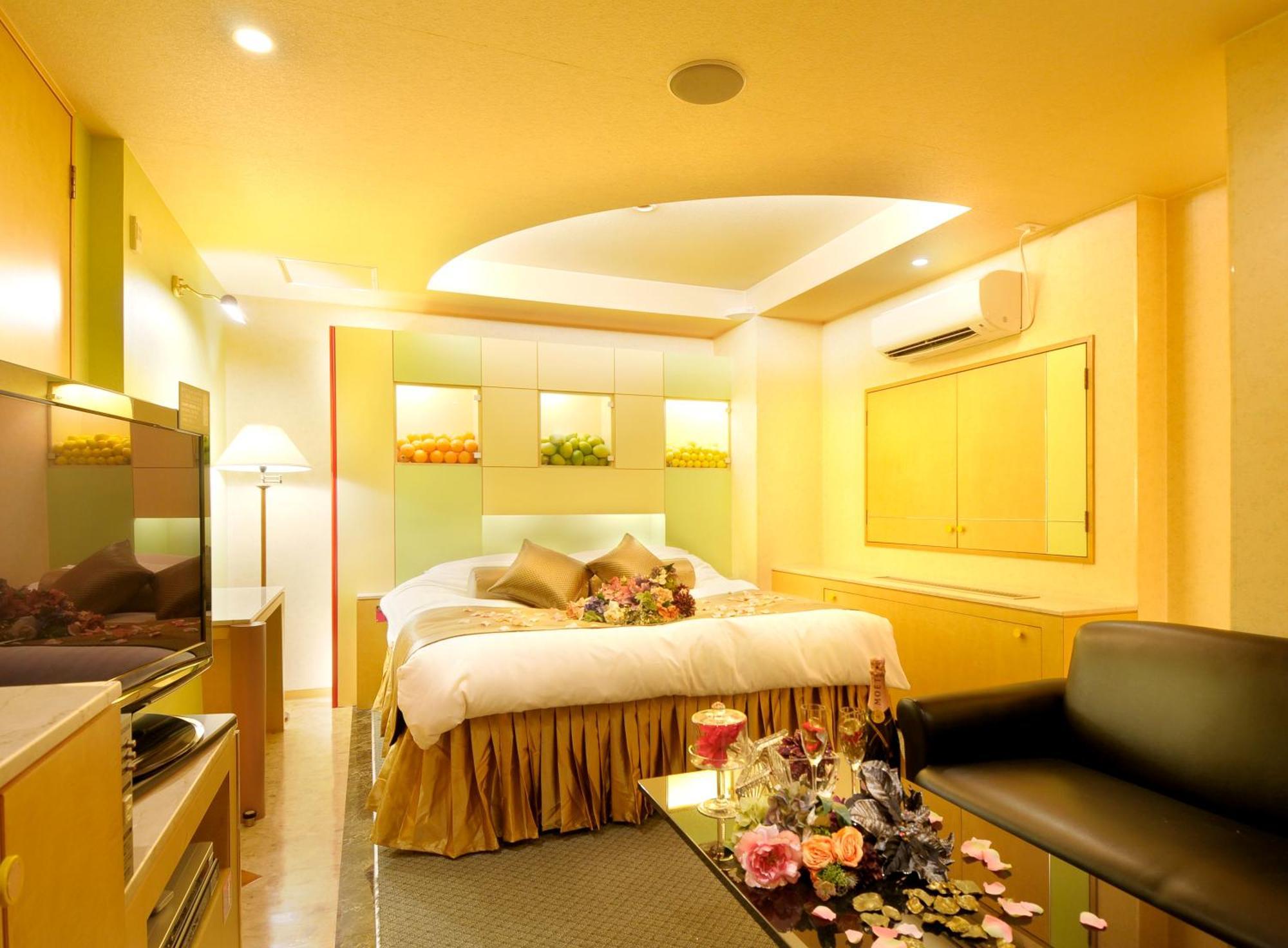 Hotel Love Ikutama -Adult Only Osaka Luaran gambar