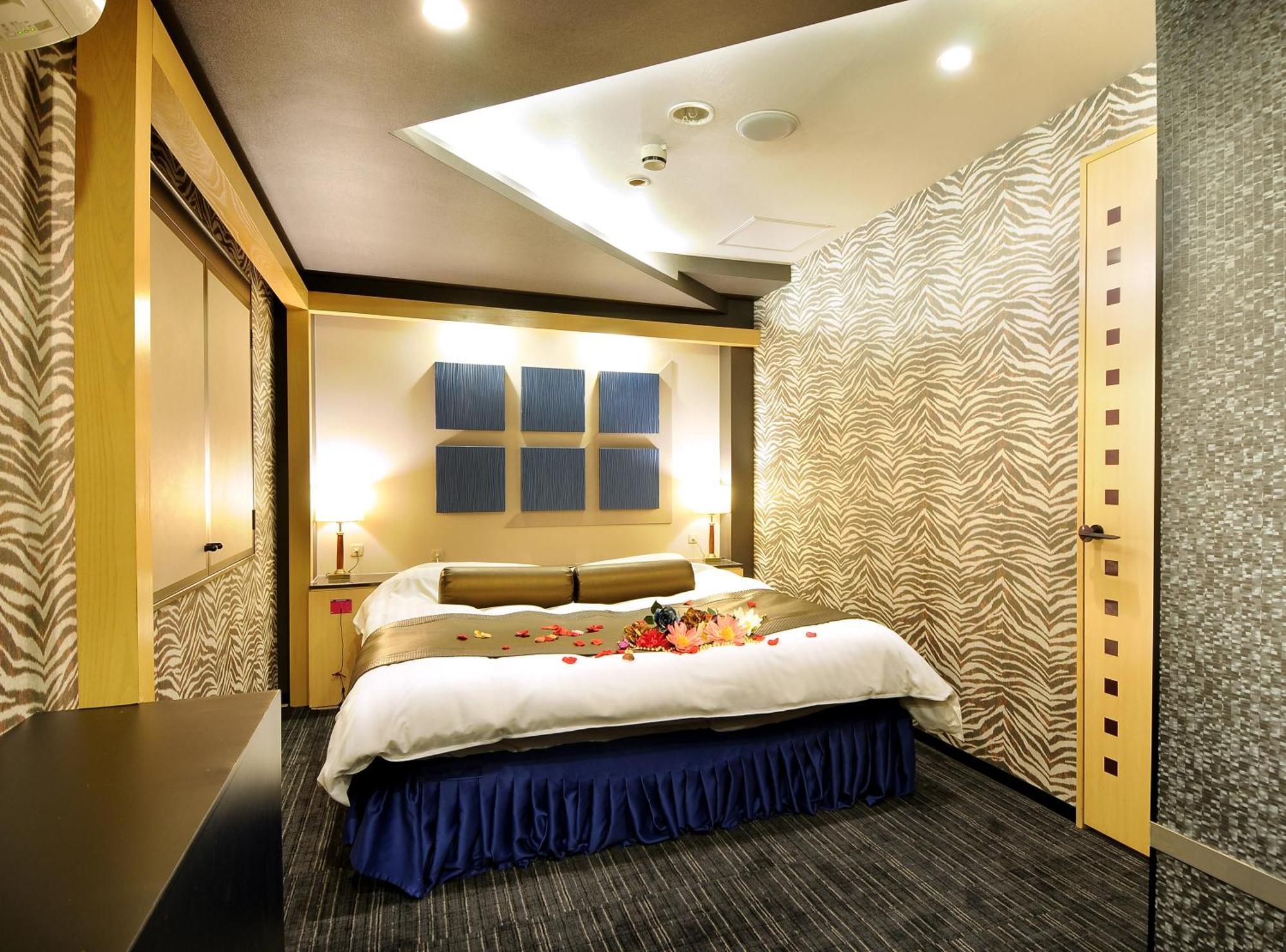 Hotel Love Ikutama -Adult Only Osaka Luaran gambar