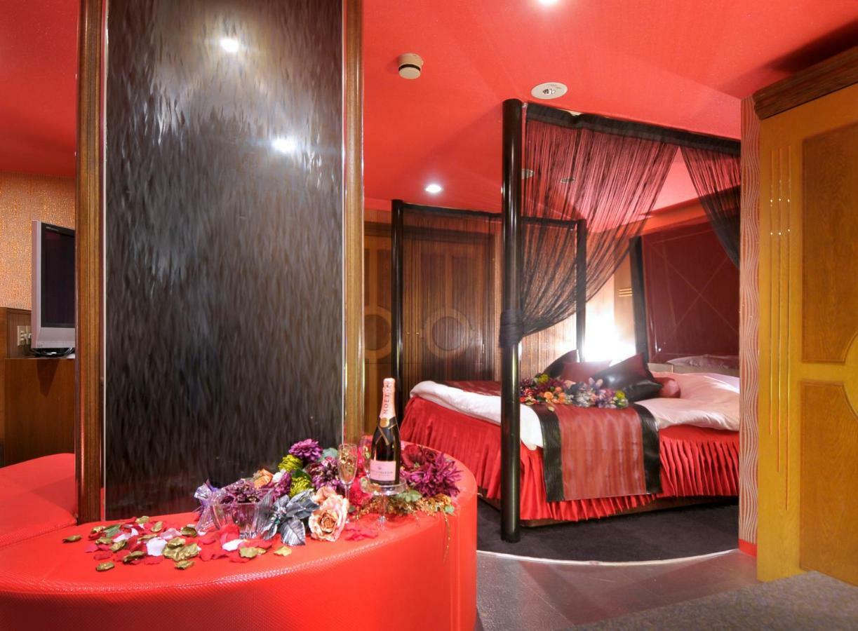 Hotel Love Ikutama -Adult Only Osaka Luaran gambar